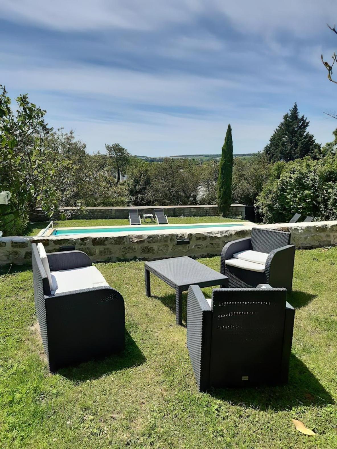 Domaine Les Feuillants Hotel Crouzilles Buitenkant foto